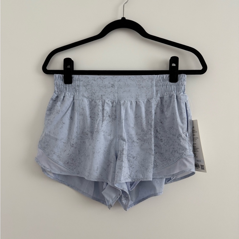 Lululemon Hotty Hot 2.5 Short (Lined)